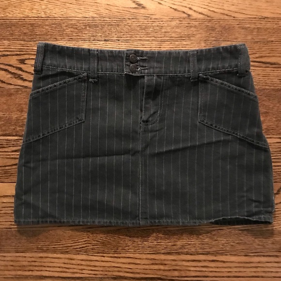 Grey Billabong Skirt - very soft material! - Picture 5 of 6